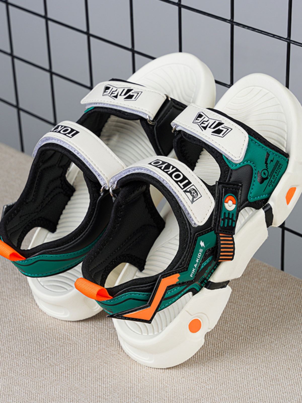 Boys Sandals 2023 New Summer Sports Big Kids Boys Students Soft Bottom Sandals