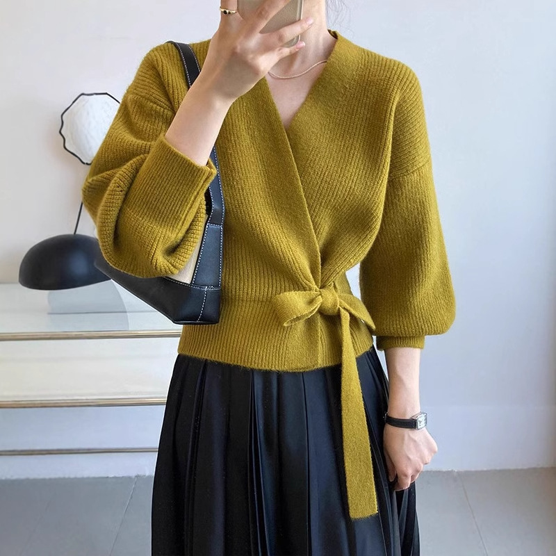 100% Pure Wool Sweater Women's Short Slim V Neck Knitted Bottoming Shirt Thickeneded Cashmere Top Lace-Up Cardigan Jacket