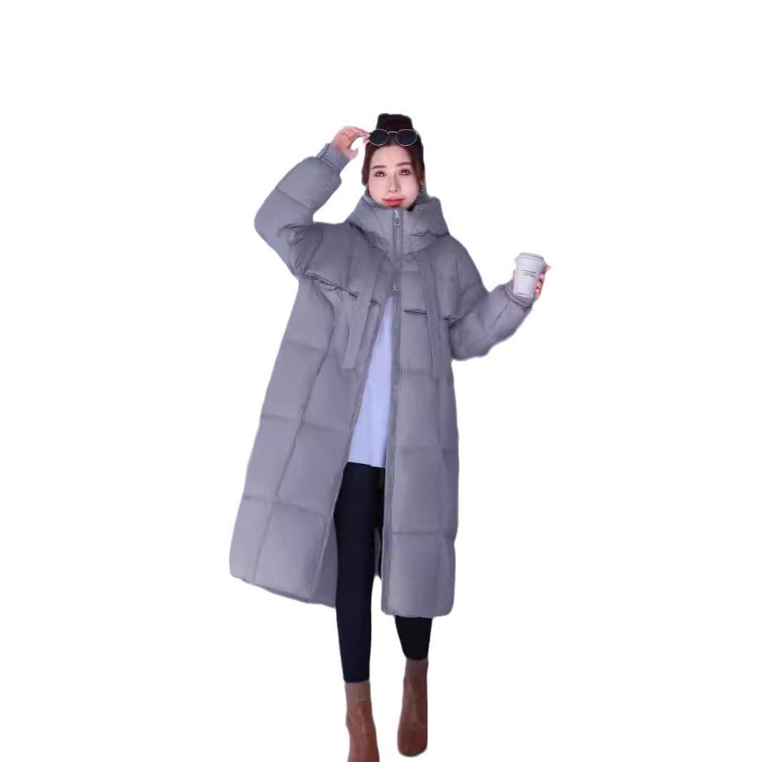 Capa de algodón de pluma para mujeres 2024 nuevo tipo de moda de algodón alargado de estilo de invierno para mujeres con chaqueta de algodón cálida