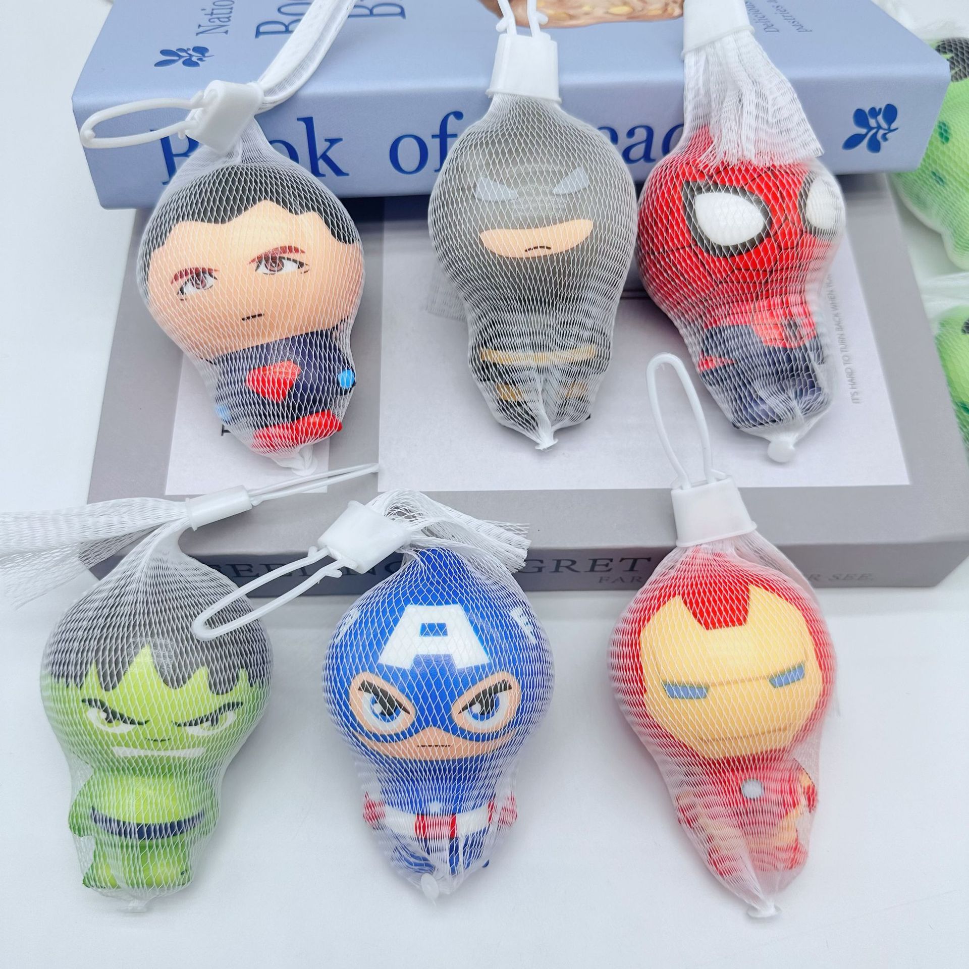 Bolsas Sorpresa Populares de Internet, Juguetes para Niños, Antiestrés, Regalo, Decoración, Figuras de Exhibición de Puestos Famosos en Internet, Muñecas image 25