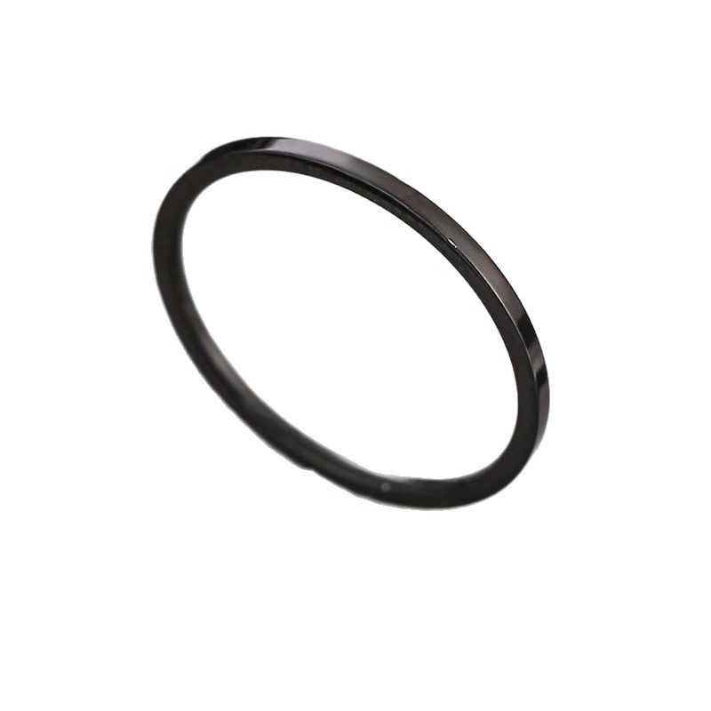 Anelli delicati impilabili bicolore, set di stratificazione in metallo misto di tendenza, fasce sottili minimaliste in oro e argento, simboli di stelle iniziali incisi, impilabili da 3 a 5 pezzi, moda_voghion.com