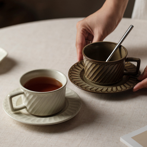 Handmade Japanese-style Retro Coffee Cup & Saucer Set — Perfect Gift for Souvenirs, Afternoon Tea, or Couples' Mugs—Crafted from Stoneware Coffee Cups