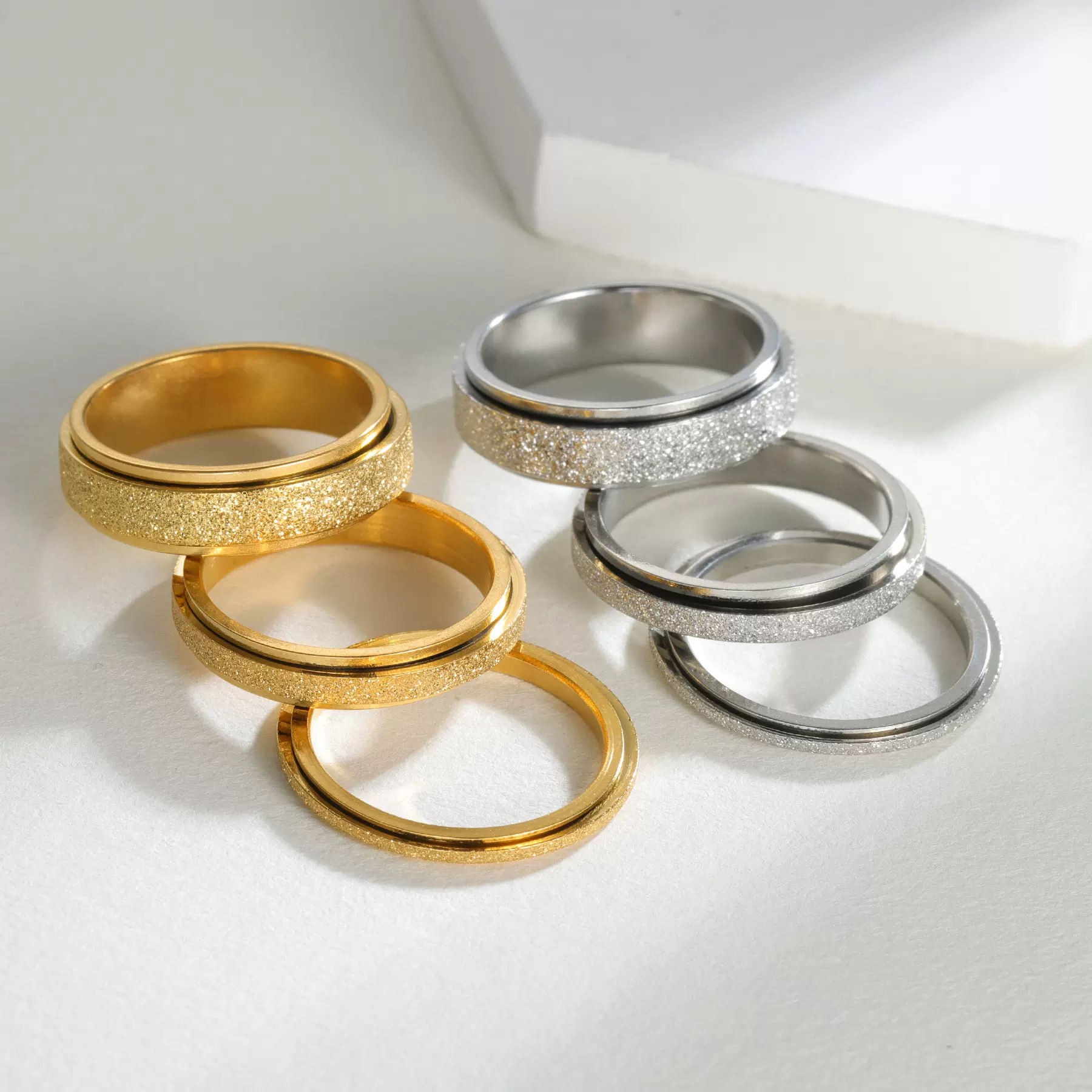 欧美饰品钛钢可转动情侣磨砂戒指ins潮流旋转减压指环个性手饰