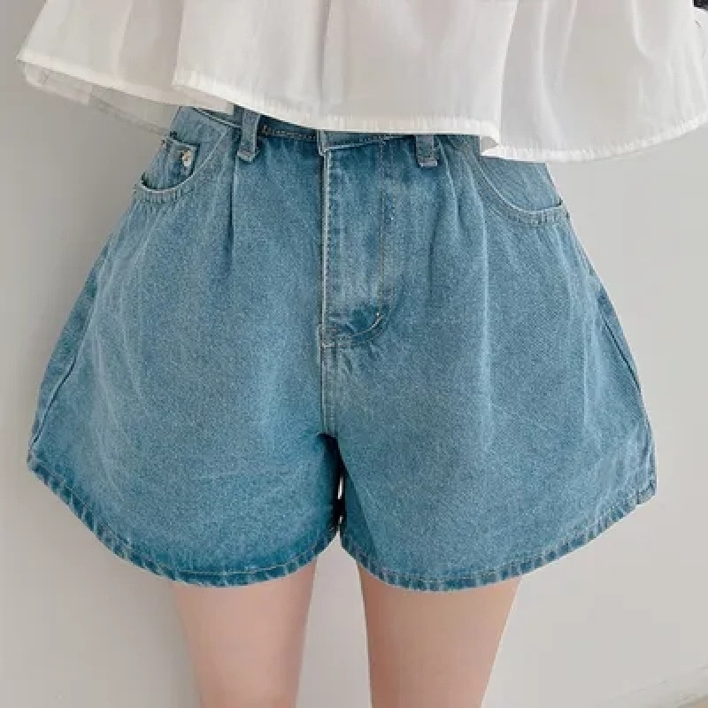 Korean A-Line Wide-Leg Denim Shorts in 4 Colors Korean A-Line Wide-Leg Denim Shorts in 4 Colors