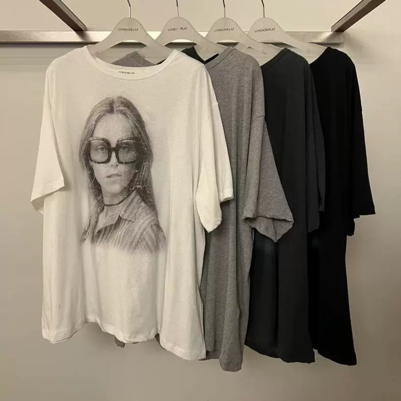 In Stock 2026 Spring New Korean Dongdaemun London Style American Retro Round Neck Pullover Character Print Short Sleeve T-Shirt