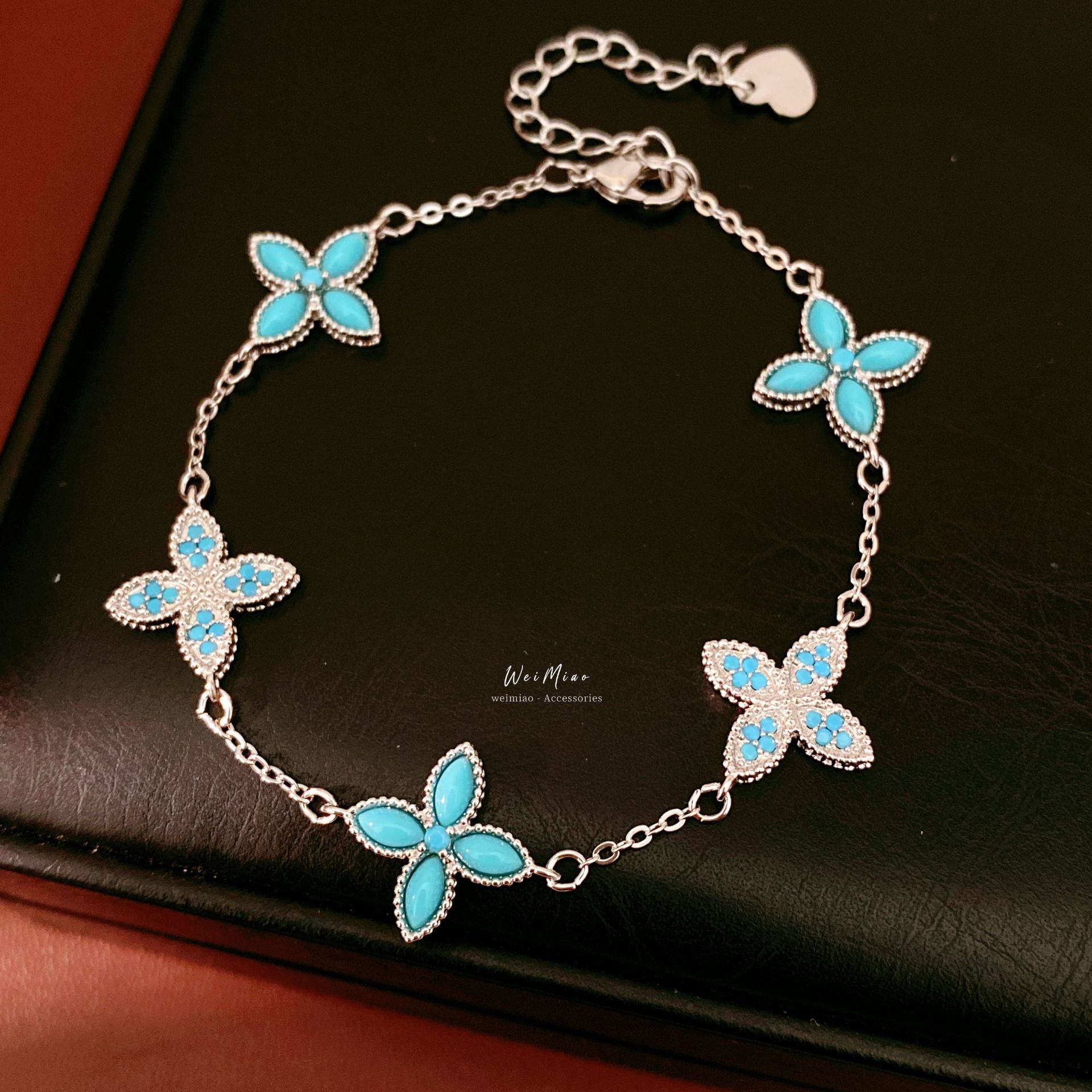 Medieval vintage pulsera de flores de piedra de silicio ligera pulsera de nicho de lujo temperamento retro alta sensación de joyas al por mayor image 4