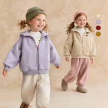 阿米拉童装25年冬季新款女童精致小标摇粒绒外套儿童加绒保暖上衣