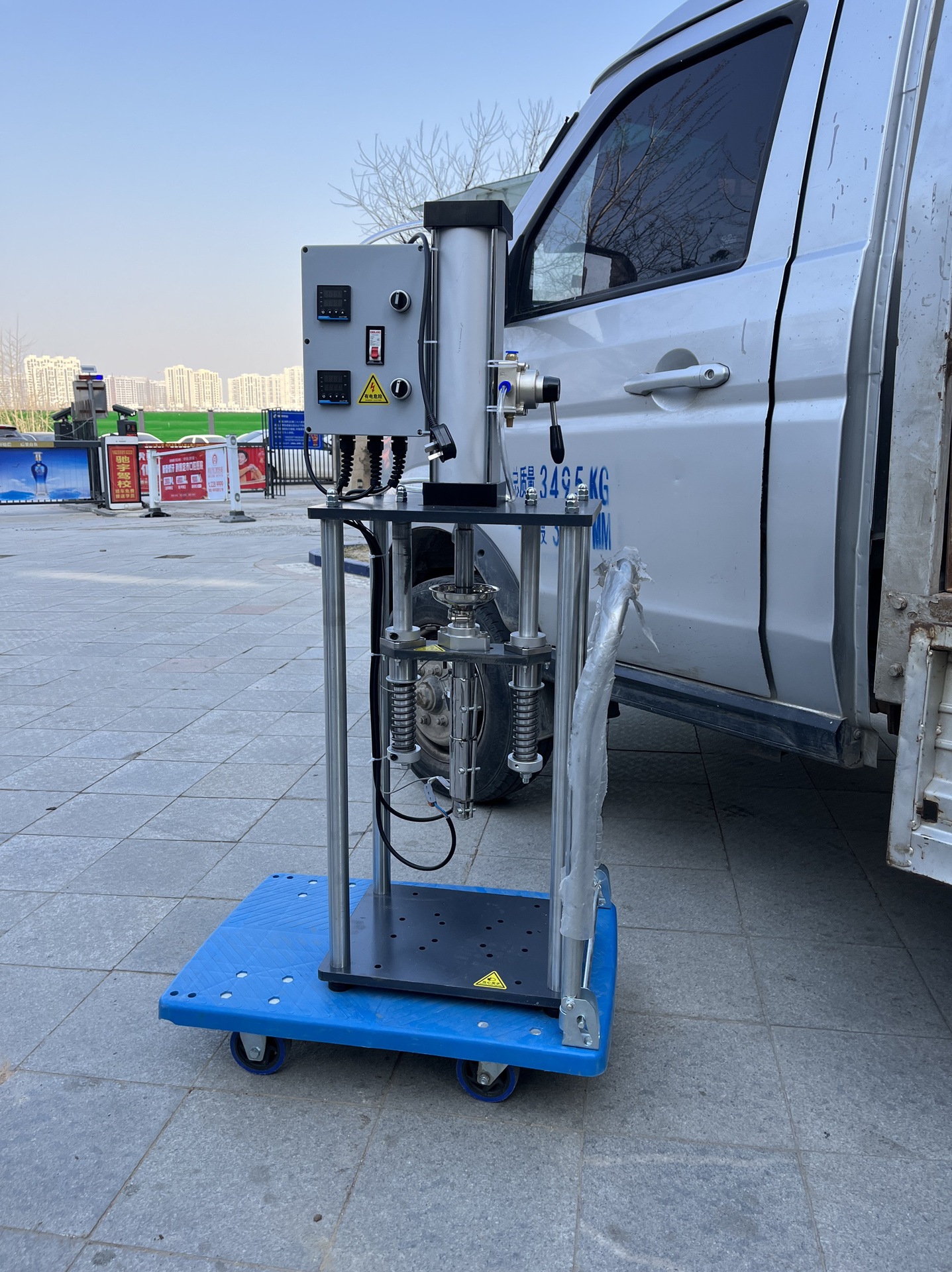 小型注塑机桌面注塑机立式注塑机电线插头座注塑成型机冲击片加工