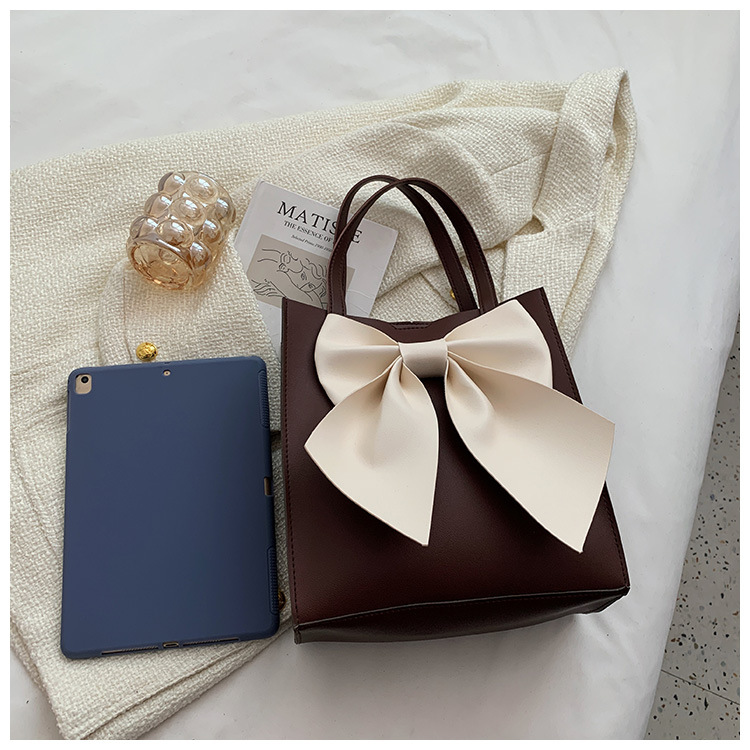 Streetwear Style Women's Medium Pu Leather Bow Knot Streetwear Square Magnetic Buckle Handbag