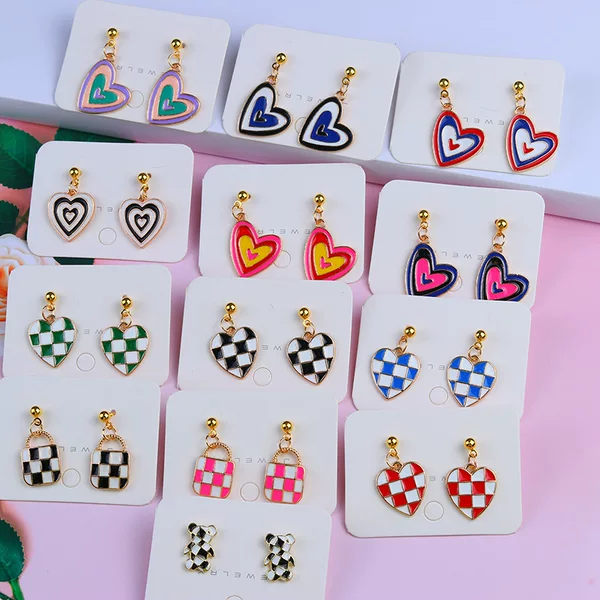Popular Chinese Valentine's Day Love Checkerboard Bag Earrings Earrings Fashion Casual Personalized Ear Bean Ear Jewelry for Women