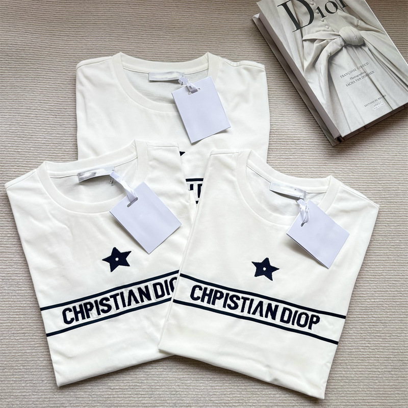 Dropshipping D Family High Version French Simple Style Five-Pointed Star Letter Embroider Contrasting Color Casual Round Neck Short-Sleeved T-Shirt Dropshipping D Family High Version French Simple Style Five-Pointed Star Letter Embroider Contrasting Color Casual Round Neck Short-Sleeved T-Shirt