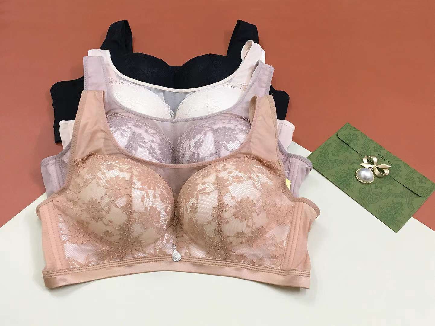Ropa interior ajustable verano femenino Delgado pequeño cofre se reúnen para tomar el pecho salón de belleza de mama anti-flacidez pecho grande pequeño sujetador