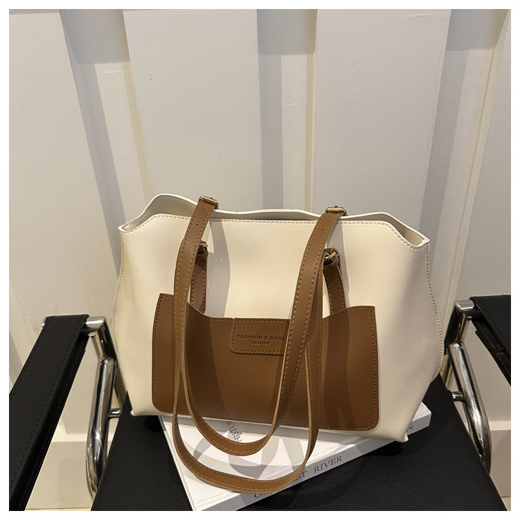 2024 New Popular Texture Large Capacity Tote Women's Trendy Fashion Leisure Student Commuter Bag_voghion.com