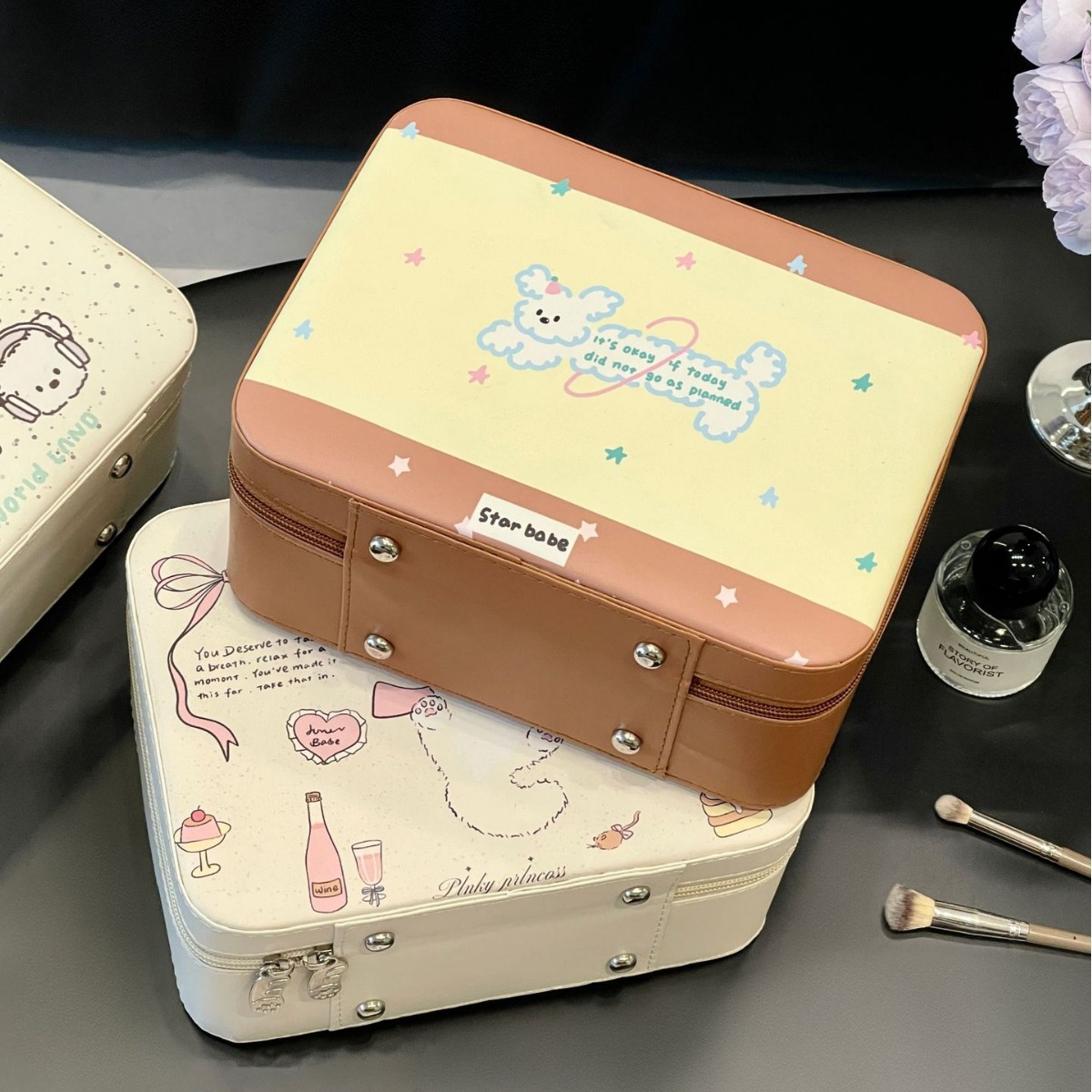 Caja de maquillaje de cachorro de corazón de niña con impresión linda original, bolsa de maquillaje portátil de gran capacidad con espejo, caja de almacenamiento portátil