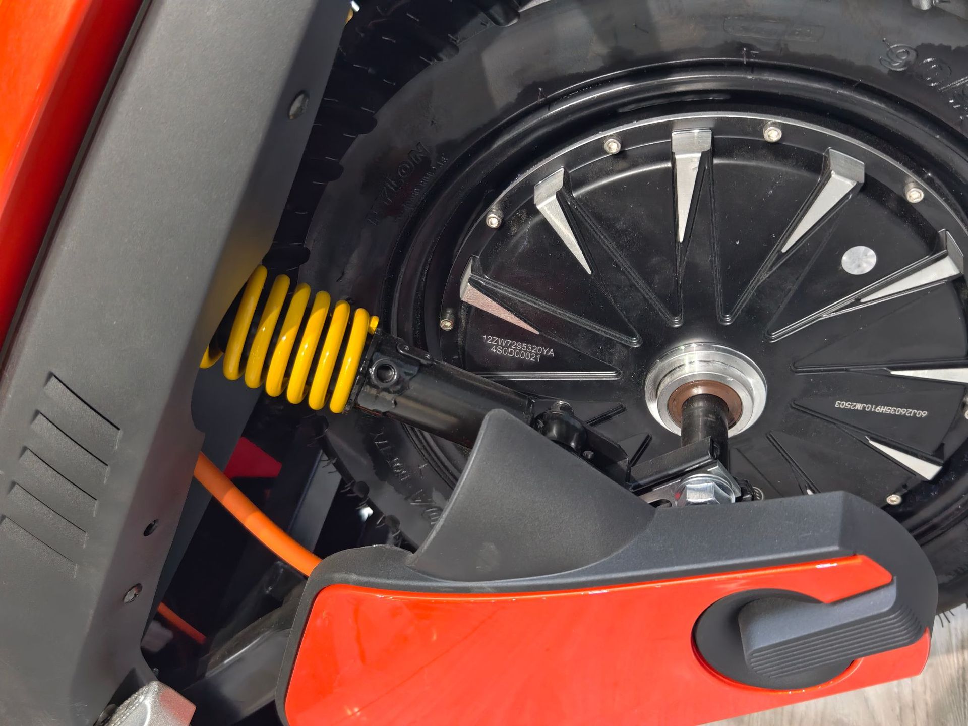 72V High-Performance Electric Motorcycle Scooter