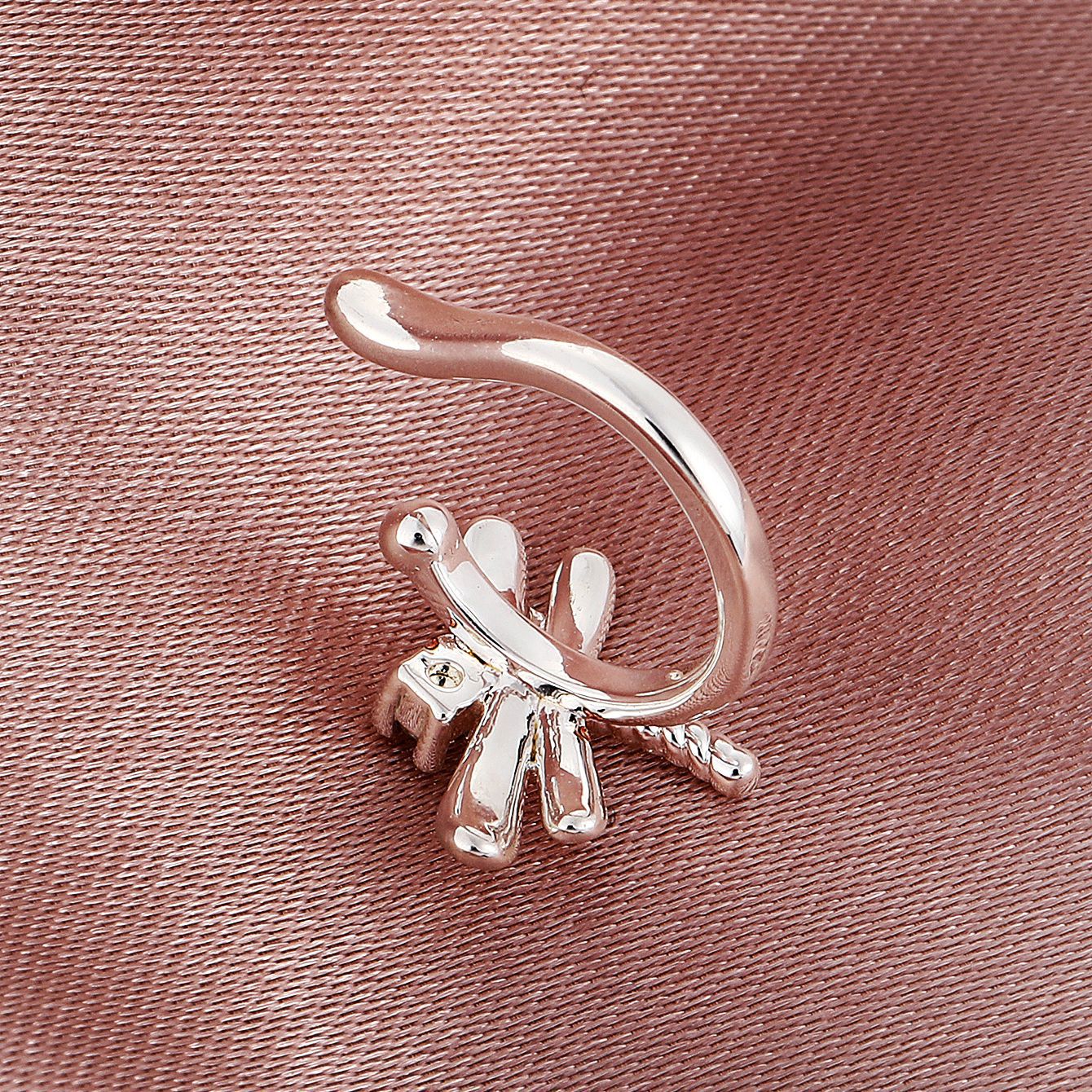 Wholesale Jewelry Retro U-shaped Dragonfly Copper Inlaid Zircon Ear Clip Nihaojewelry display picture 7