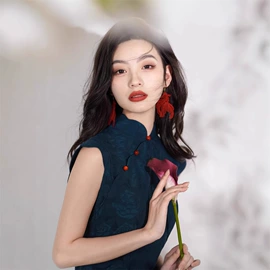旗袍;披肩;斗篷