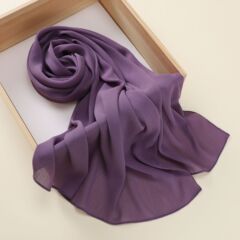 新しい材質の通気性のしわの女性の包頭のマフラーのマレーシアの新型の自然なしわの単色のシフォンの頭巾