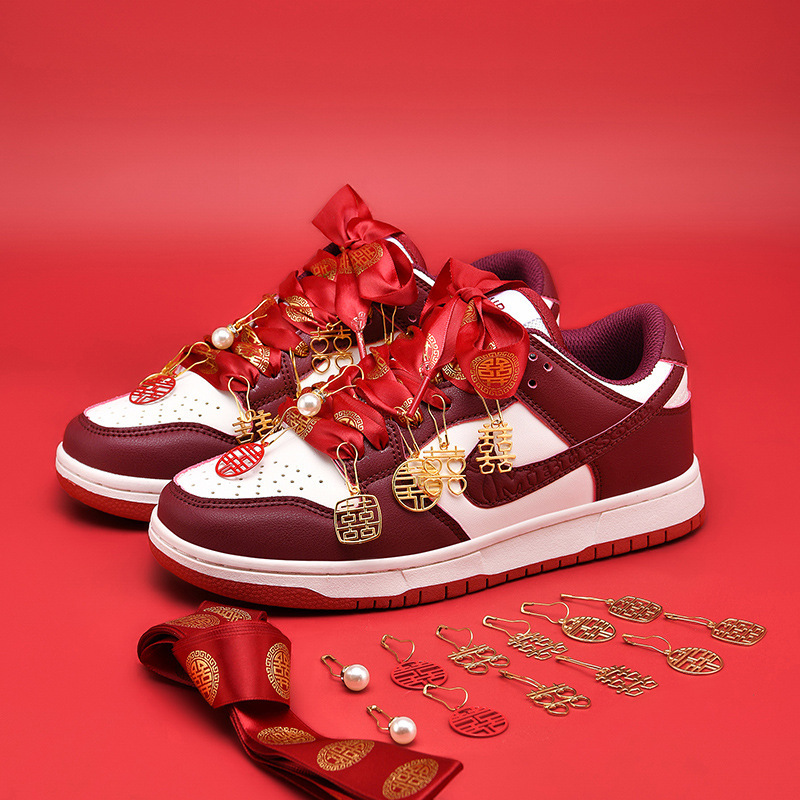 2026 New Couple Wedding Shoes Red Festive Sneakers Men's Aj1 Low-Top Wedding Shoes Accessories Pendant Wedding Shoes 2026 New Couple Wedding Shoes Red Festive Sneakers Men's Aj1 Low-Top Wedding Shoes Accessories Pendant Wedding Shoes