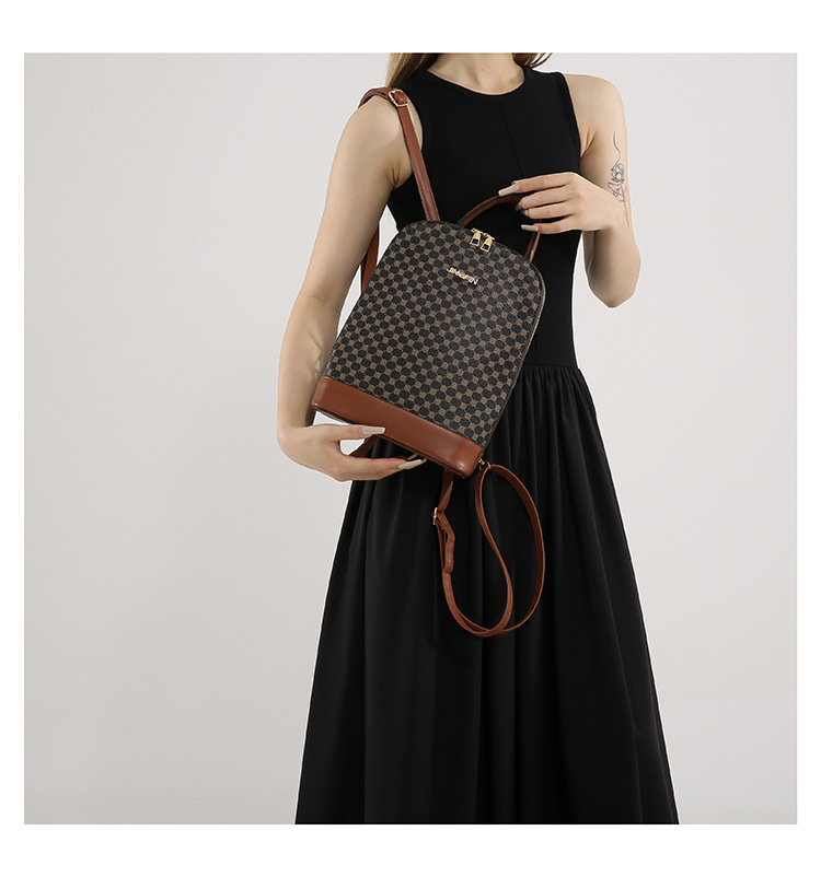 A stylish and trendy casual backpack for the 2024 autumn and winter season, featuring a large-capacity single-shoulder women's retro commuting crossbody bag undefined