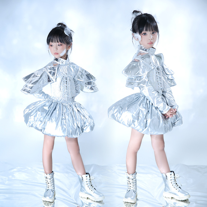 女童银色科技感机车风儿童走秀pk赛潮服女童炫酷爵士舞服赫本运动