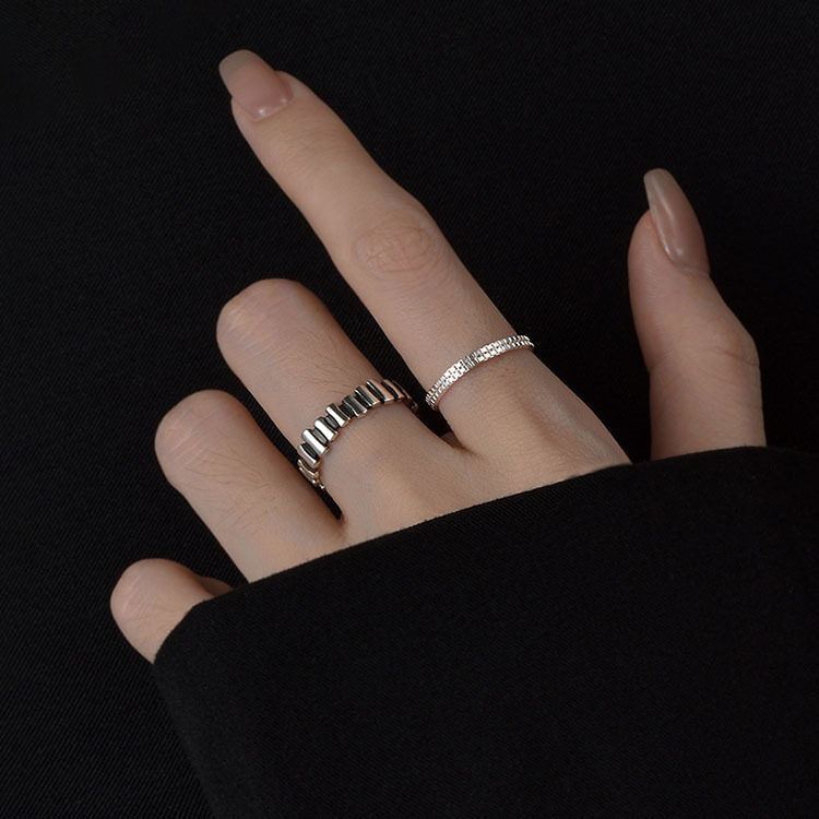 Antique Style Thai Silver Vertical Stripe Adjustable Bracelet_voghion.com