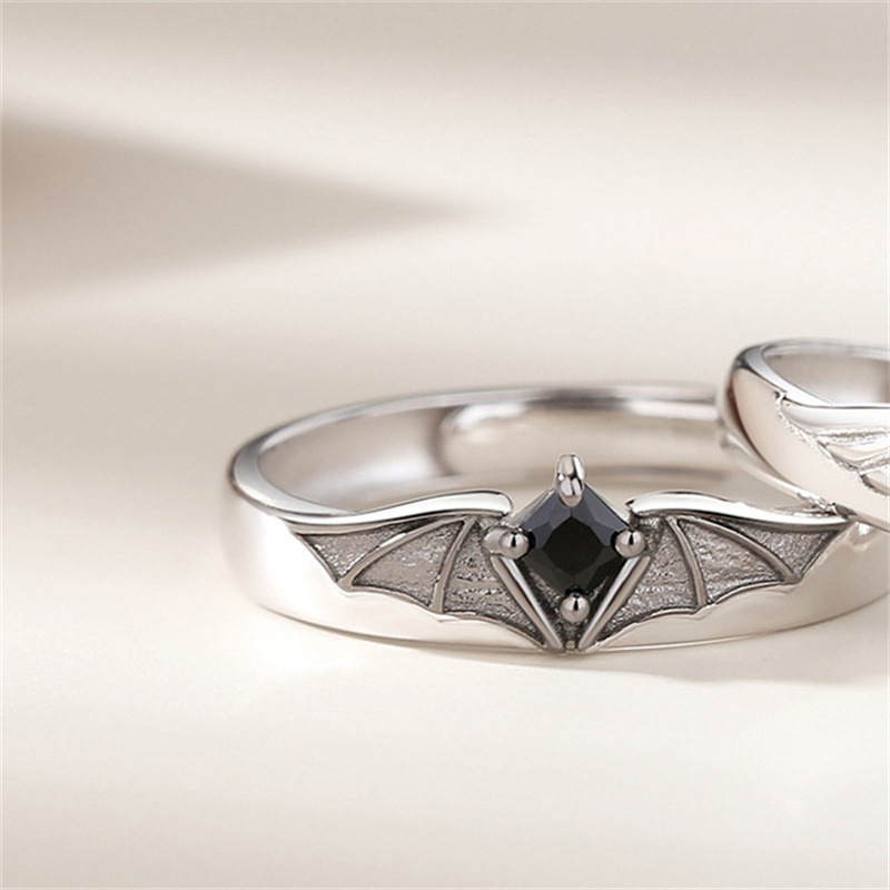 Yunjin ángel y diablo anillo de pareja anillo de dedo índice de hombres y mujeres nicho personalidad alas anillo abierto