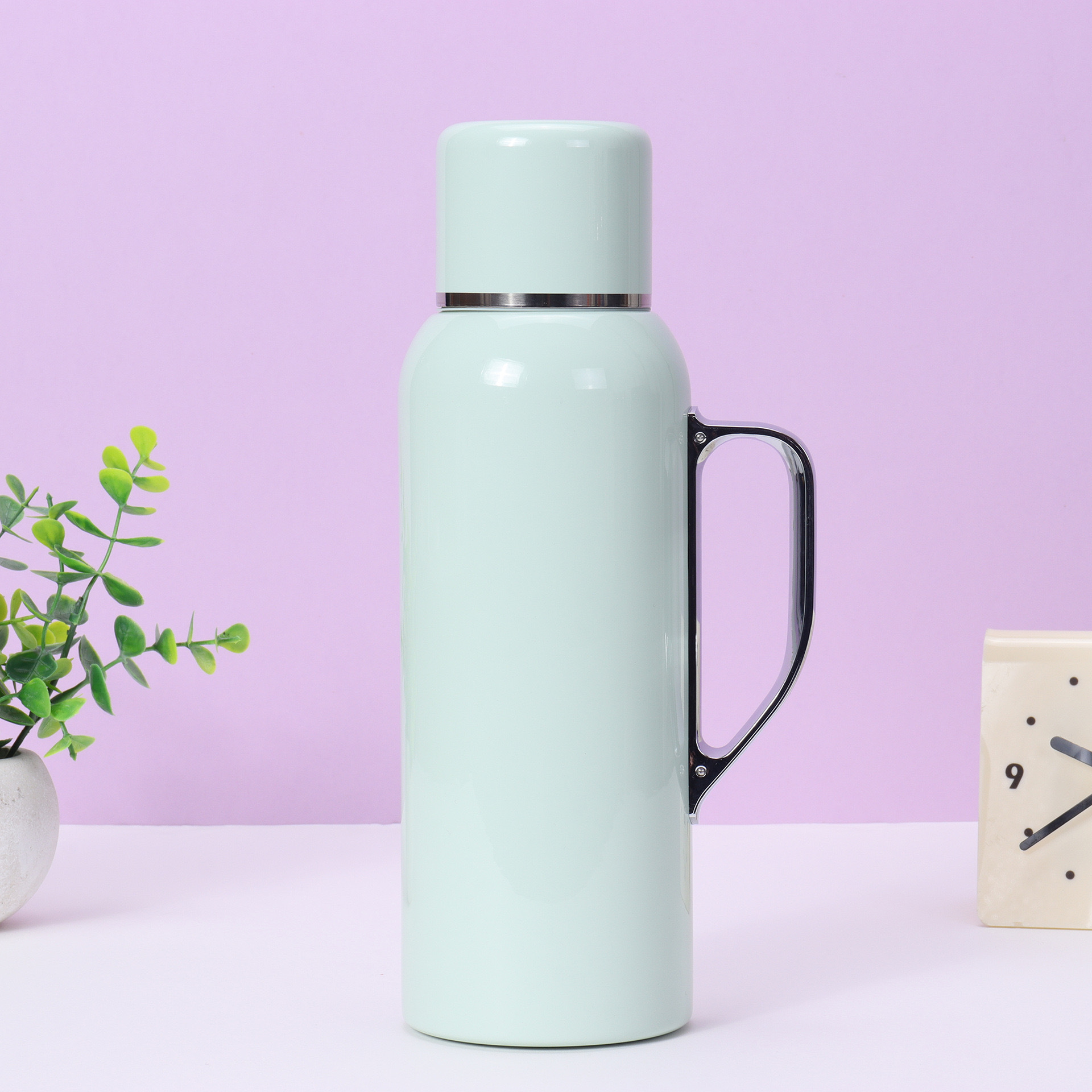 Light green [mechanical thermometer]