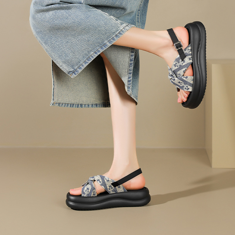 Sandalias de plataforma Augustion para mujer, 2025 nuevo estilo de verano, pequeña fragancia, fondo suave, zapatillas de playa deportivas y de ocio