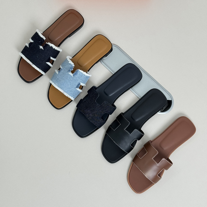 Original Design~Dama Jia H Slippers with Washed Denim Fabric, Ripped Edges, Hollow-Out Design, Flat-Soled Outdoor Vacation Beach Shoes for Women Original Design~Dama Jia H Slippers with Washed Denim Fabric, Ripped Edges, Hollow-Out Design, Flat-Soled Outdoor Vacation Beach Shoes for Women