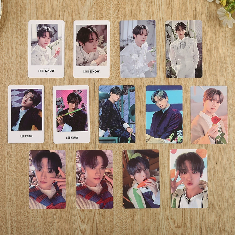 Фото-карта (Stray Kids) 2023 настольный календарь THE SOUND / Gray Day, 5,4×8,6 см
