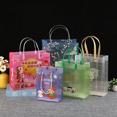 漫画パターン pvc 透明ハンドバッグカスタム pp つや消しギフトバッグお土産包装袋クリスマスバッグ