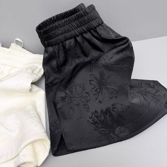 Summer New Shorts for Women, New Chinese Style Jacquard Satin, Slightly Fat Girl, Large Size, Thin, Slit Wide Leg Hot Pants