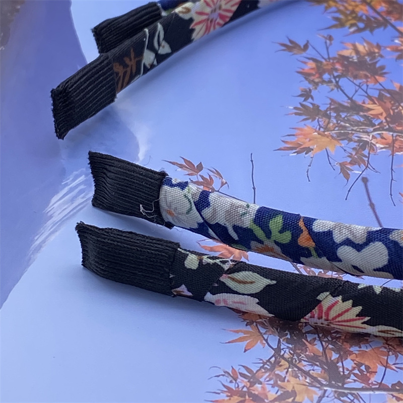 Hada directa de fábrica de flores de las mujeres diadema dentada diadema pinza de pelo supermercado dos yuanes tienda accesorios para el cabello accesorios de cabeza