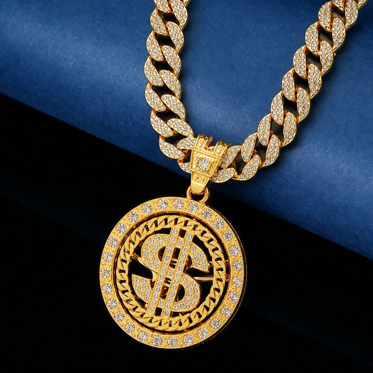 Europa y América Hip-Hop hombre modelado rotatorio monedas patrón de zinc collar de estilo dólar colgante Hip-Hop