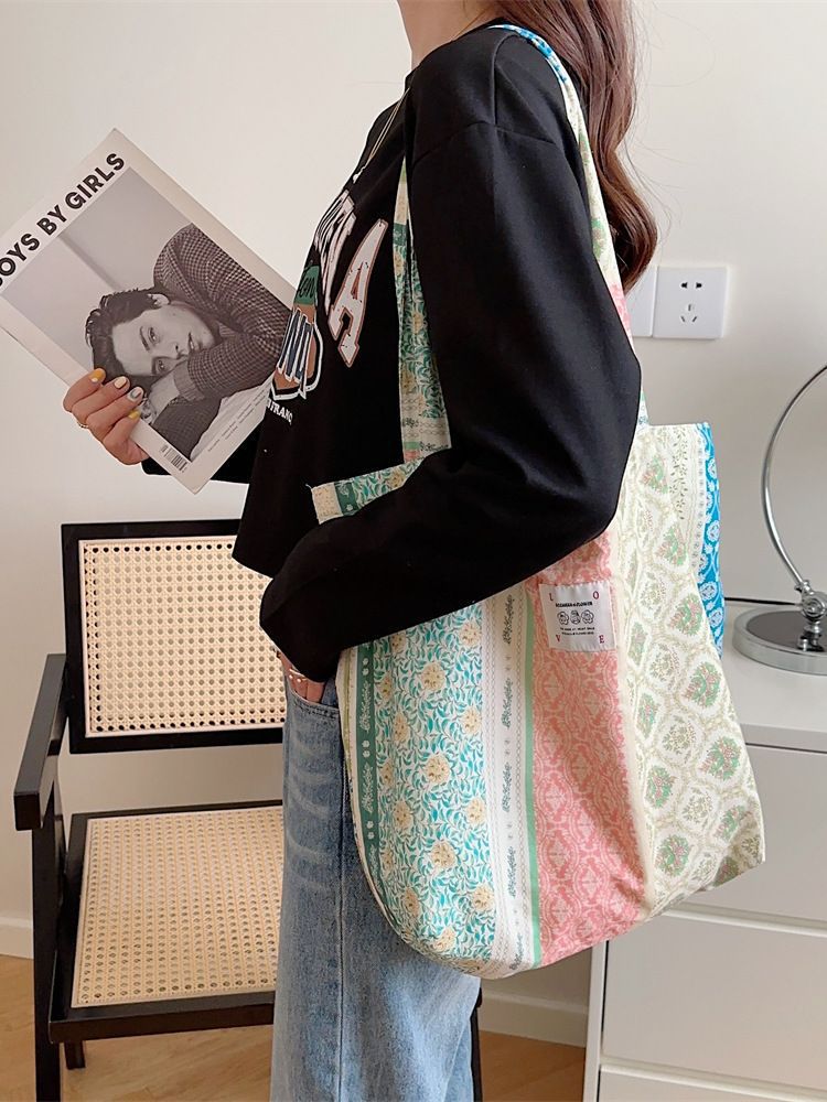 Retro summer one-shoulder bag