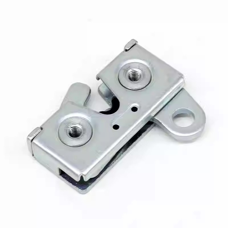 El dispositivo de bloqueo de la puerta interior de la locomotora está equipado con un enclavamiento de colisión por gatillo, cerradura de choque de la puerta mecánica, cerradura de la puerta de la maquinaria de ingeniería