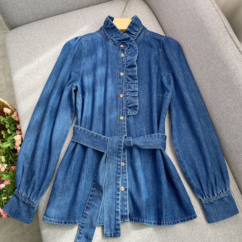 Blue Retro Lace Stand-Up Collar Belt to Slim down the Waist, French-Style Denim Shirt Top, Fashionable and Stylish