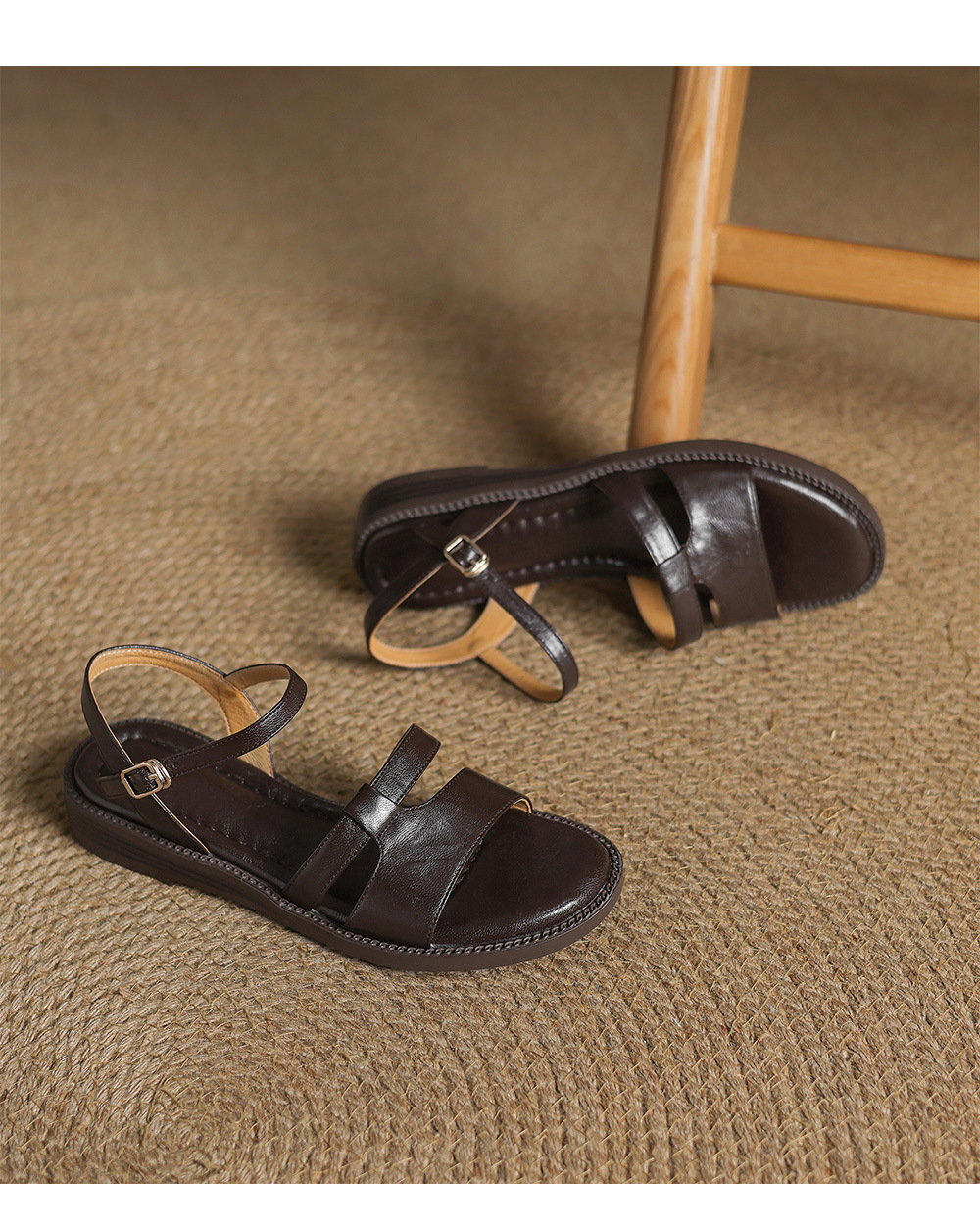 Dép sandal nữ quai chữ V đế bệt hở mũi, phong cách đi biển mùa hè — màu nâu chi tiết 18