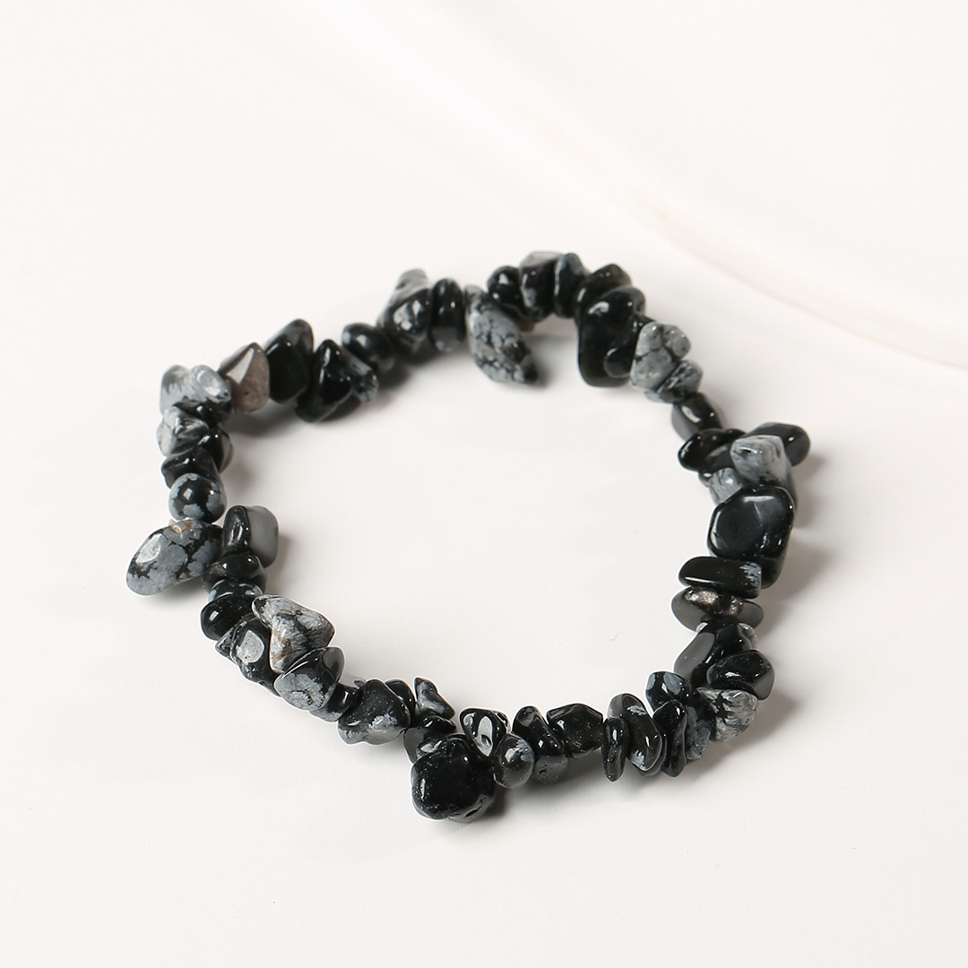 Pulsera de anillo único de piedra de cuartil natural irregular pulsera de cuerda elástica de piedra original estilo fresco simple y versátil