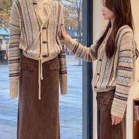 韩系慵懒风感气质长袖针织衫女2025冬季宽松显瘦拼色外套上衣