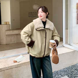 韩系短款羊羔毛翻领派克羽绒服外套女冬季2025新款设计超火白鸭绒