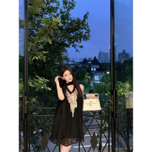 性感重工亮片纯欲宽松连衣裙2025夏季新款气质飘带遮肉雪纺一步裙