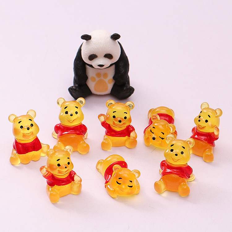 爆款车载装饰品夜光小摆件卡通立体公仔发光多姿维尼雄diy小配件