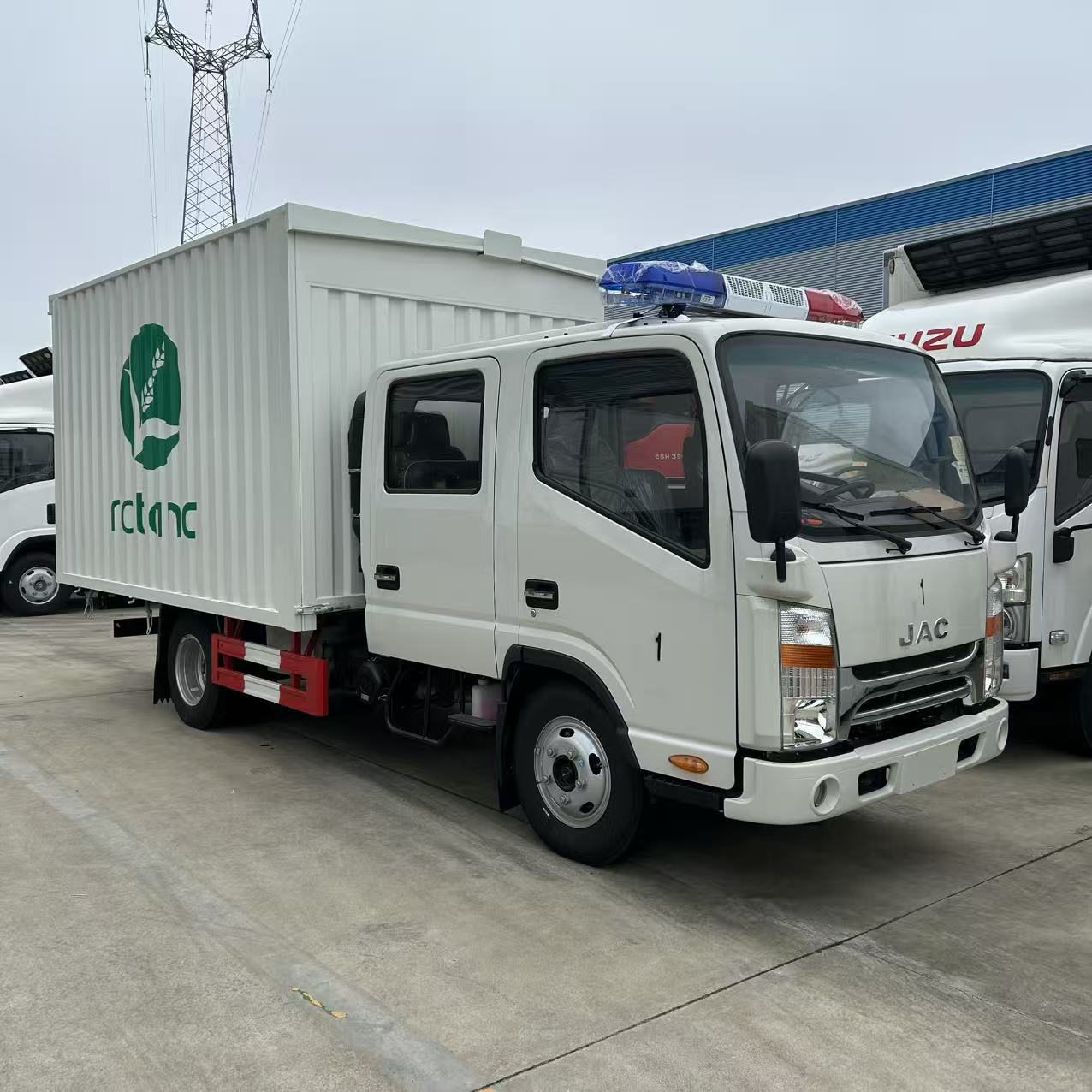国三JAC江淮6人双排座小型厢式运输车