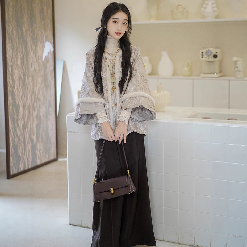 Luozhu Velvet New Chinese Style Suit Round Neck Short Jacket Song Pants Ming Dynasty Hanfu Women's Daily Commuting Autumn and Winter Style