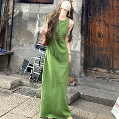 2025复古夏季新款无袖森系绿色女装连衣裙收腰显瘦背心气质连衣裙