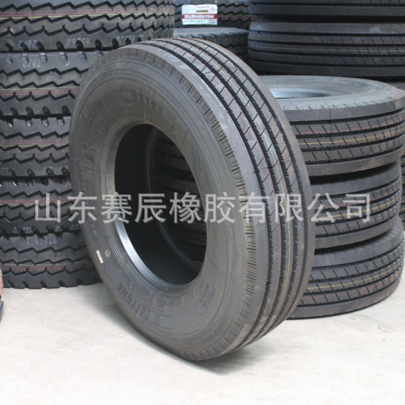 厂家批发11R22.5 12R22.5真空胎 耐磨防扎轻卡客车载重轮胎