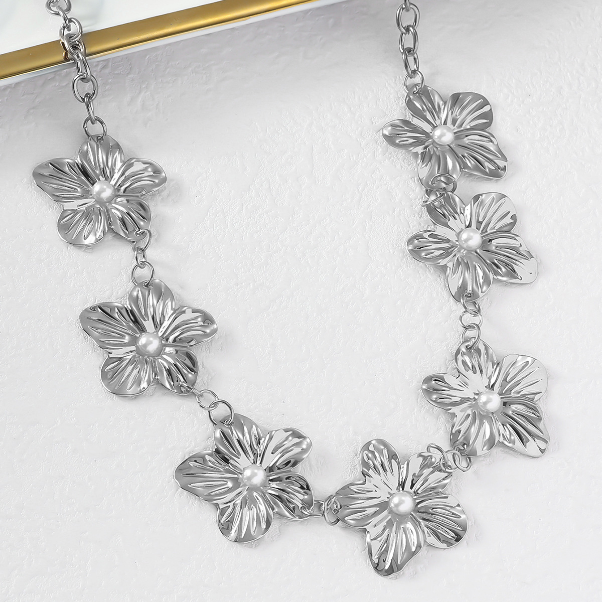 Lady Floral Metal Women's Chain Belts display picture 6