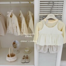 【乐恩baby】奶黄包！女童秋季黄打底衫吊带花苞上衣波点裤三件套